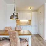 Residenz Bel Vital 46 In Binz, Strandnahe Fewo Mit Balkon